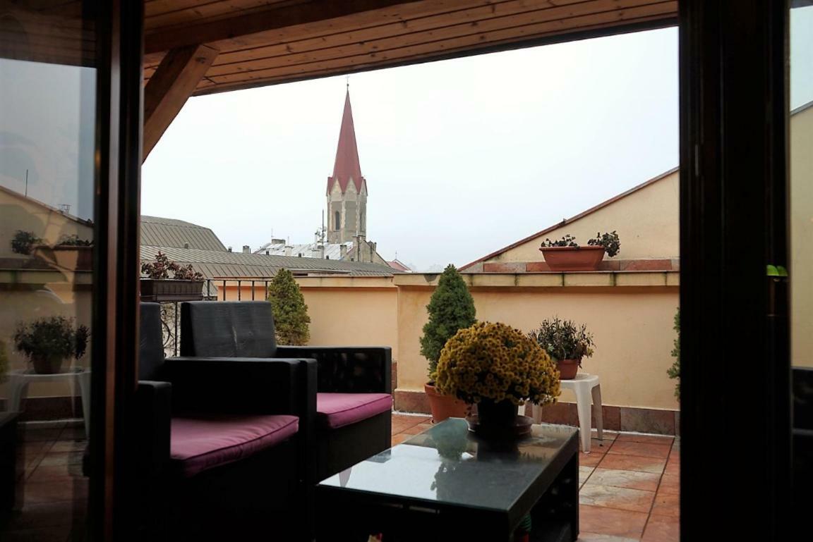 Апартаменты Luxury Oldtown Loft 320M2 On Hlavna Street Кошице Экстерьер фото