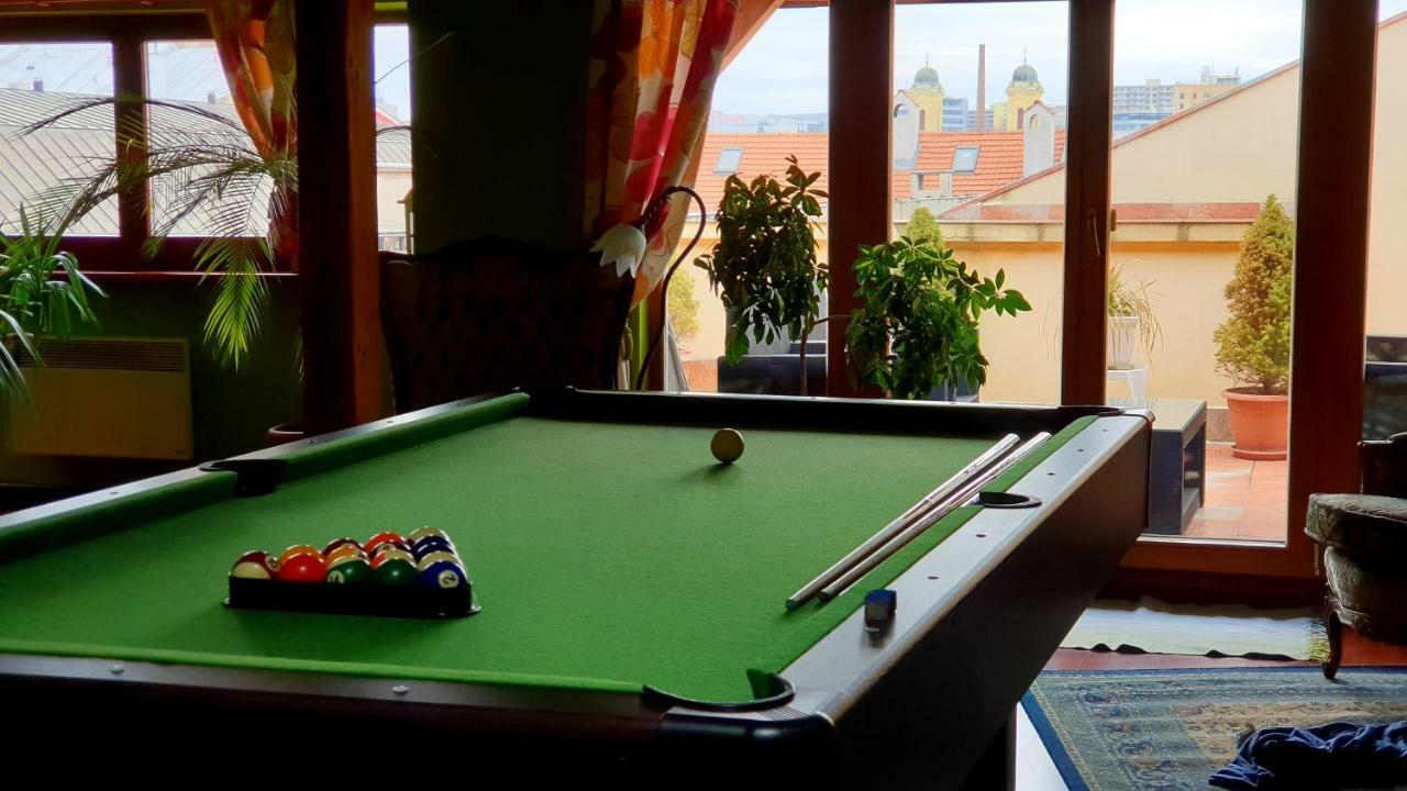 Апартаменты Luxury Oldtown Loft 320M2 On Hlavna Street Кошице Экстерьер фото