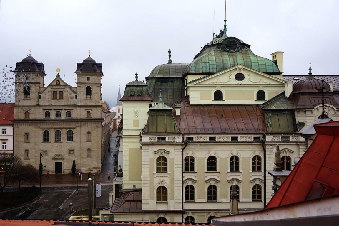 Апартаменты Luxury Oldtown Loft 320M2 On Hlavna Street Кошице Экстерьер фото